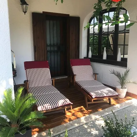 Semesterbostad Vecchia Favola House