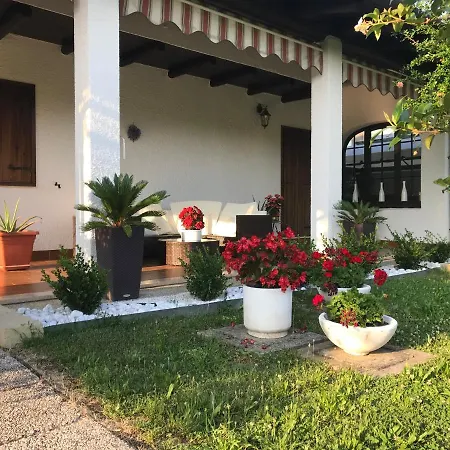 Vecchia Favola House Semesterbostad *