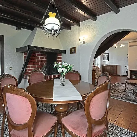 Vecchia Favola House